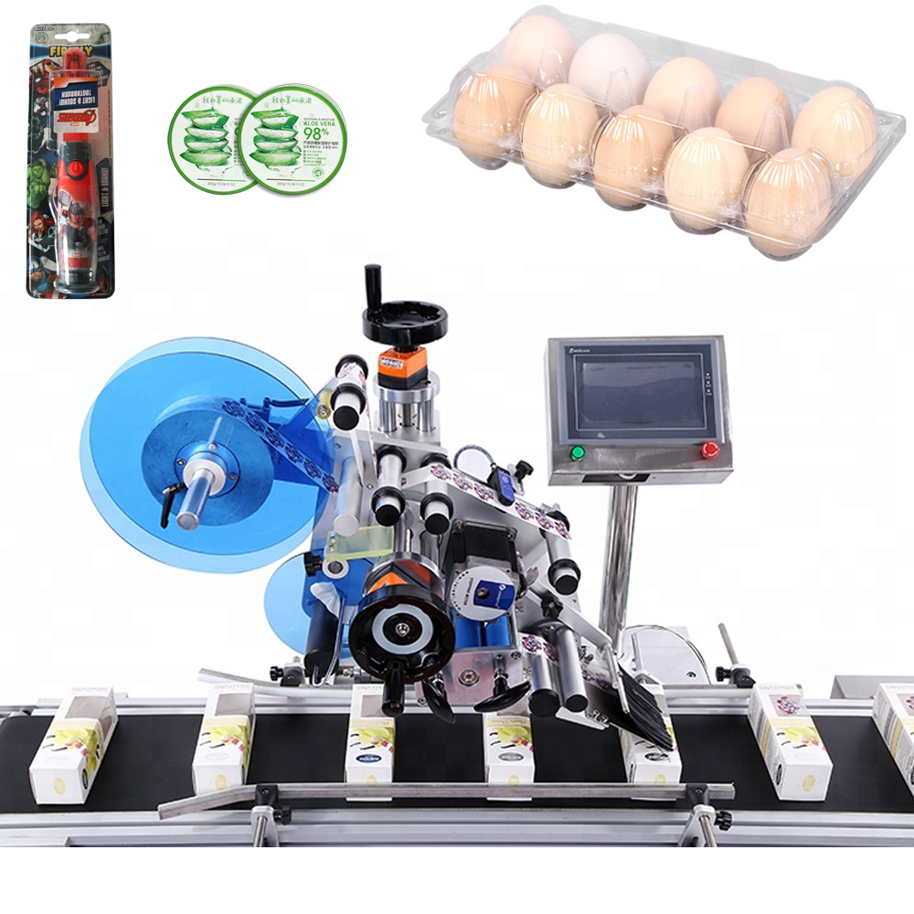 Flat labeling machine